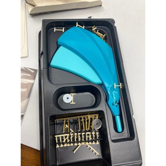 Vintage Dennison Buttoneer Plus 00-130 All Purpose Attacher - Picture 7 of 8